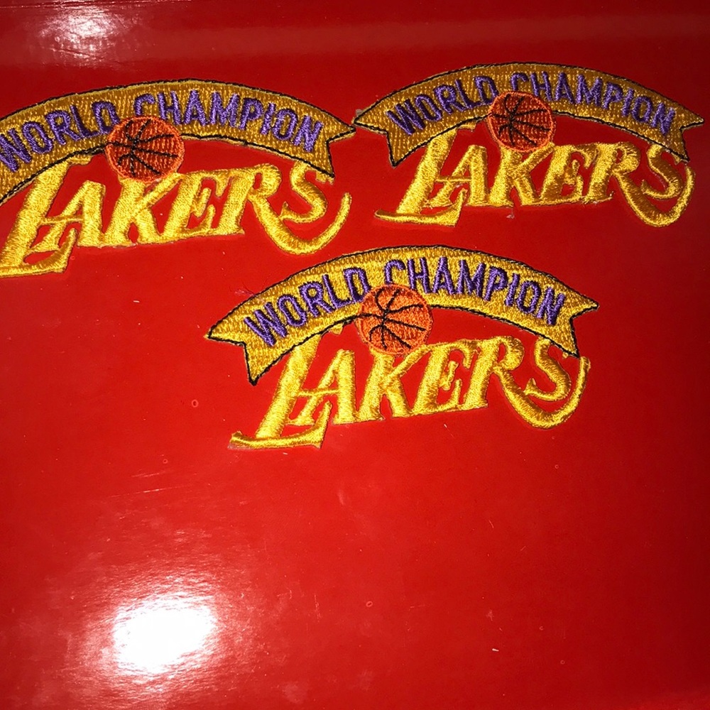 Lakers patches (10$ each )
